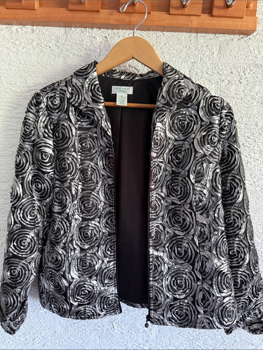 Laura Ashley Black and Silver Rose-Pattern Open Jacket